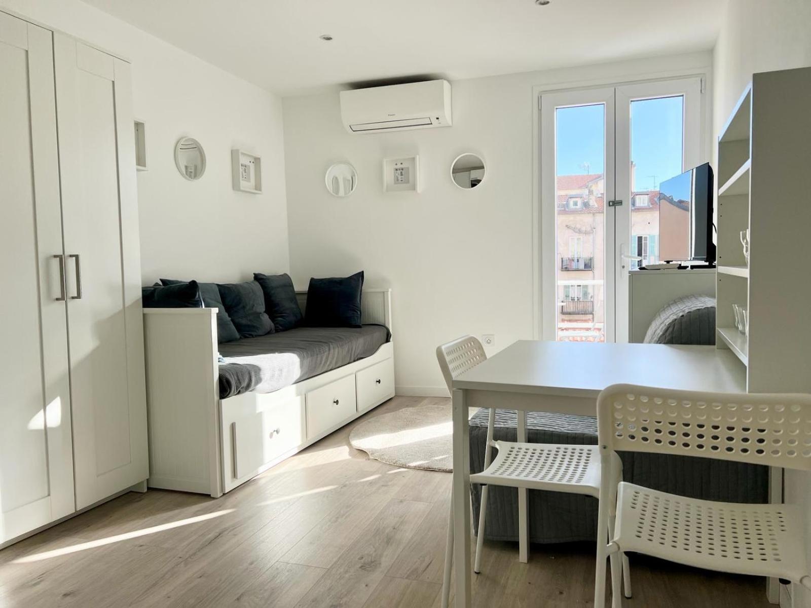 Studio Moderne Renove Avec Balcon Nisa Exterior foto